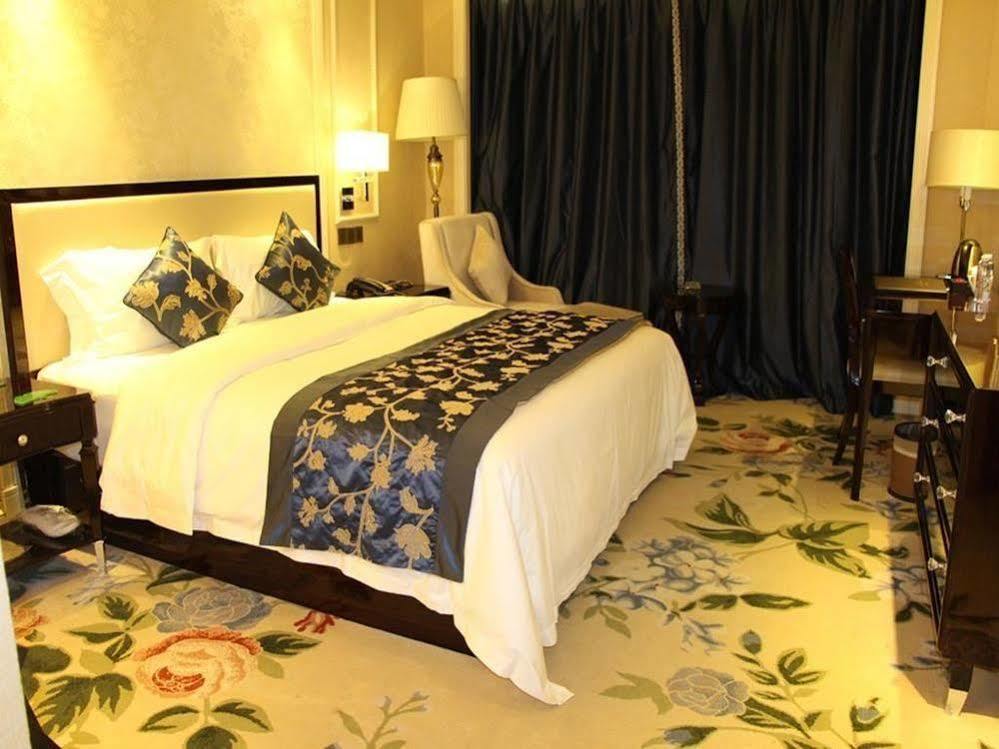 Century Palace Hotel Huizhou  Eksteriør bilde